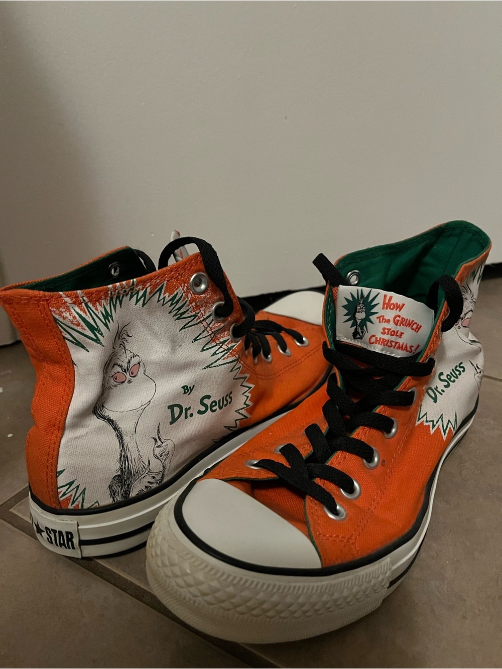 Dr. Seuss x Converse limited edition Orange Grinch High-Tops
